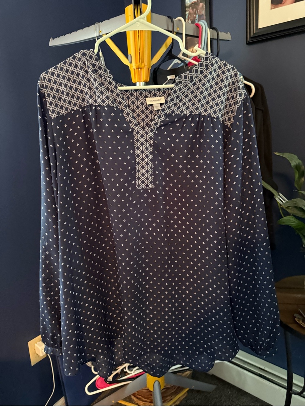 Avenue Navy and White Geometric Print Button-Front Shirt